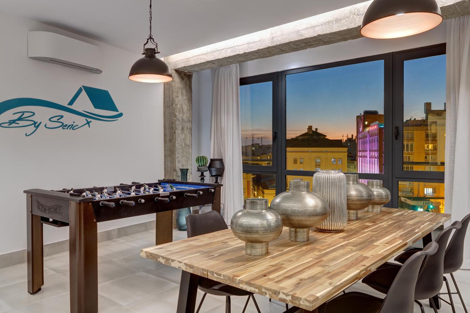 Apartment Tribuna Center By Seric Малага Экстерьер фото